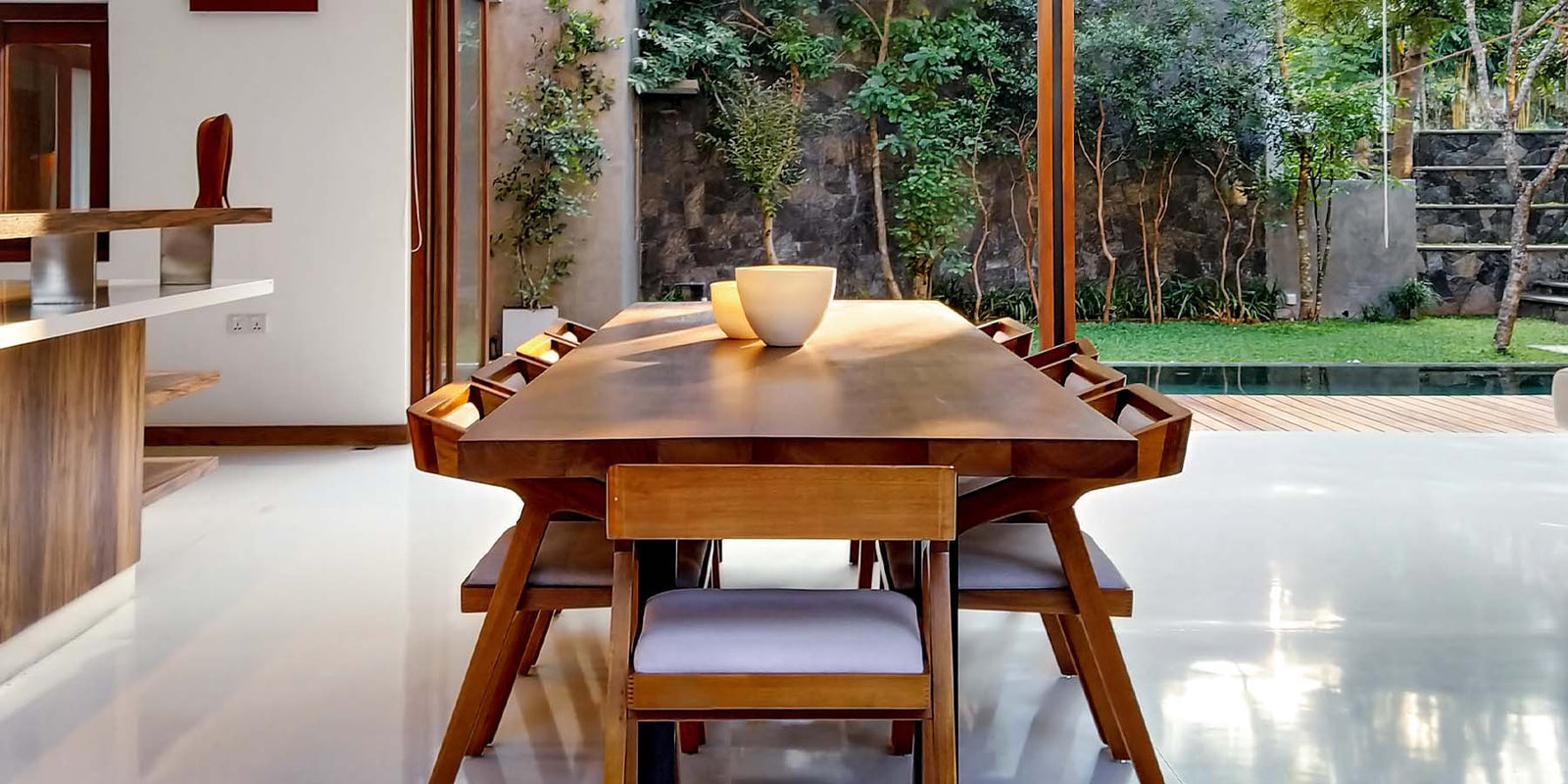 Modern dining room interior design scheme.