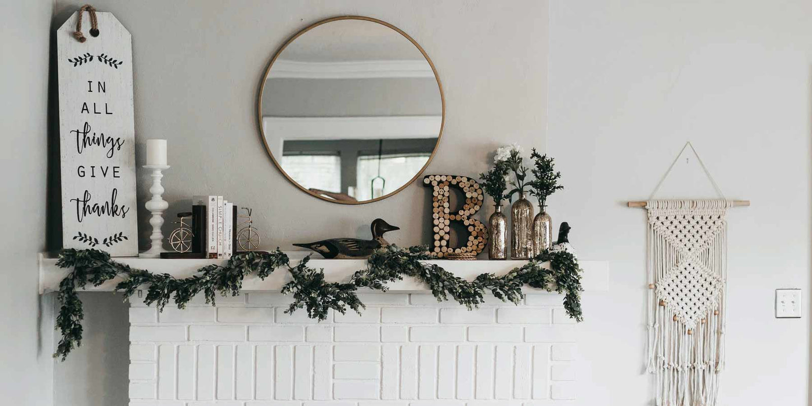 Farmhouse decor ideas: knick knack accessories