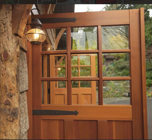 Diamond strap hinges on carriage door