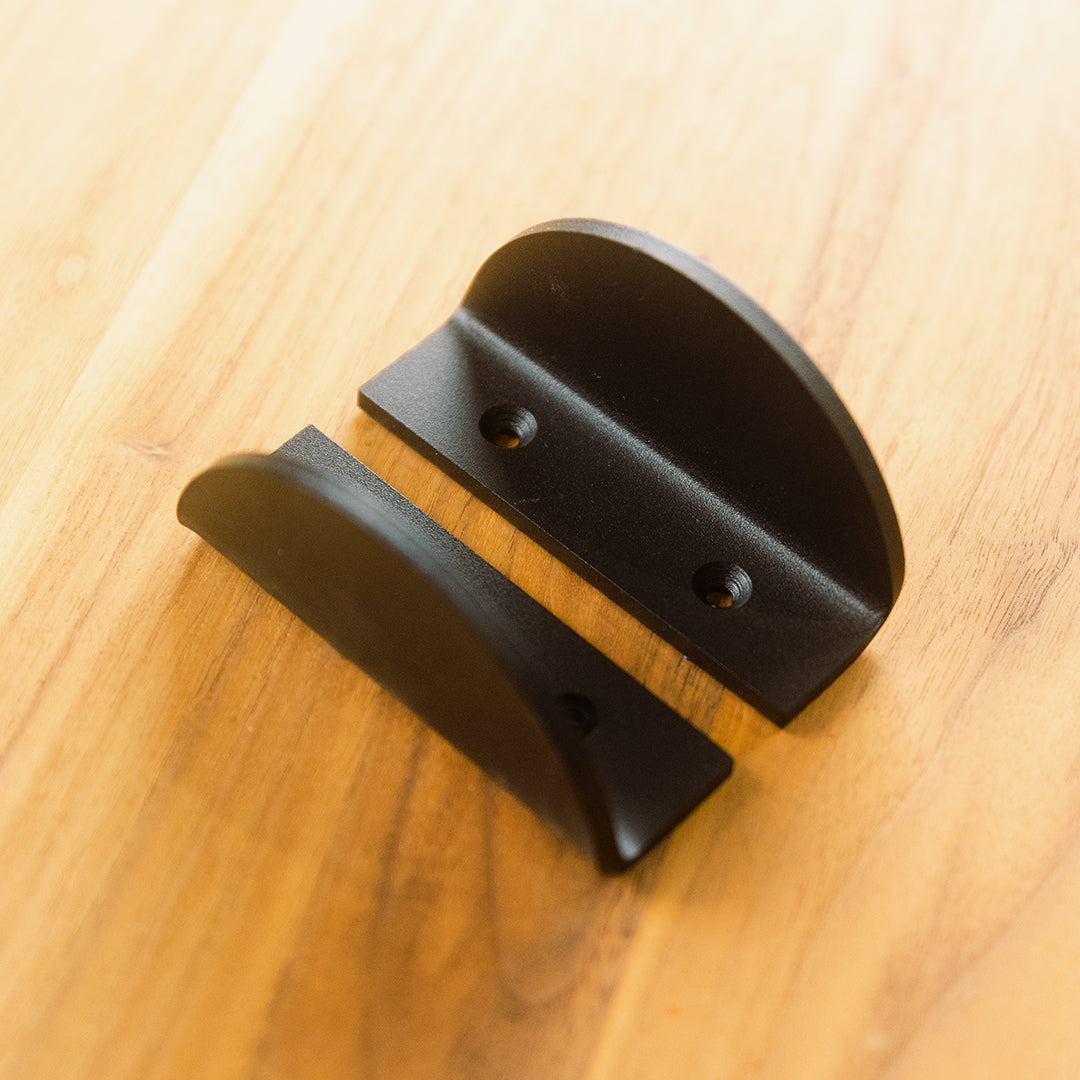 Black finish adjustable C guide