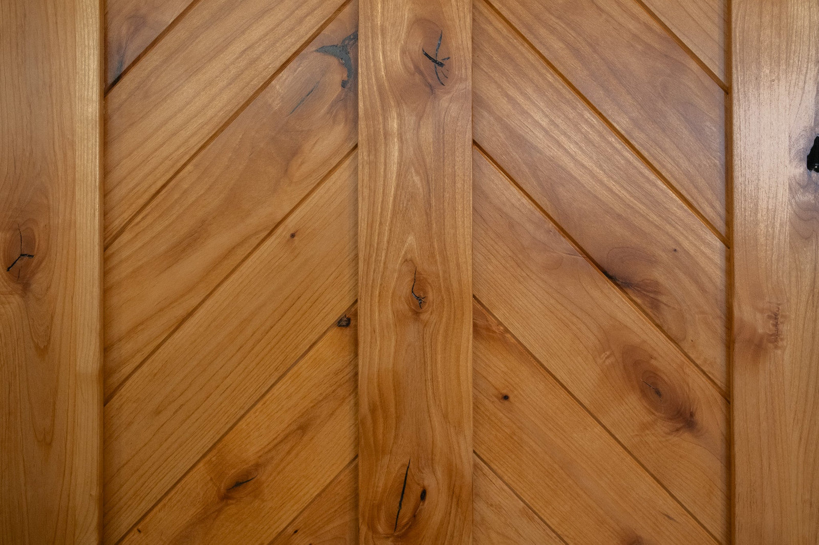 Closeup of Knotty Alder Mountain Chevron Door