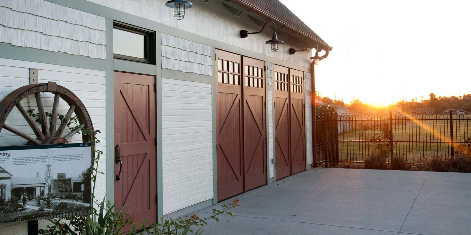 Historical building during a sunset shot. focus on RealCraft's doors.