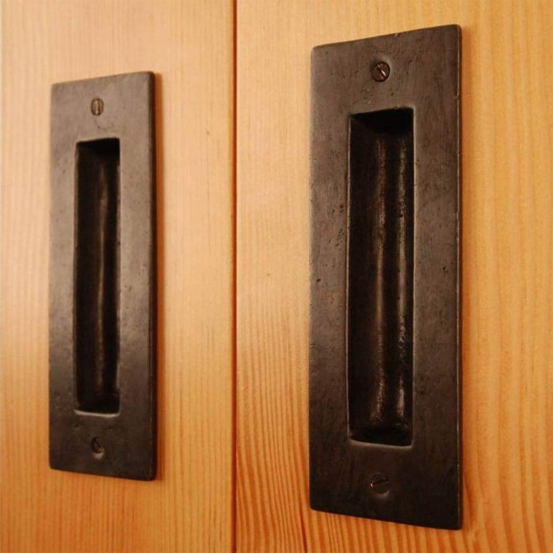 How To Choose a Pocket Door Handle