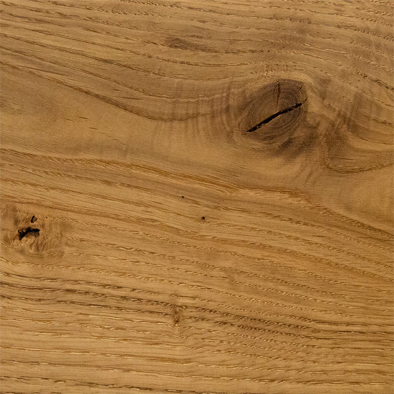 Knotty White Oak Wood Finish