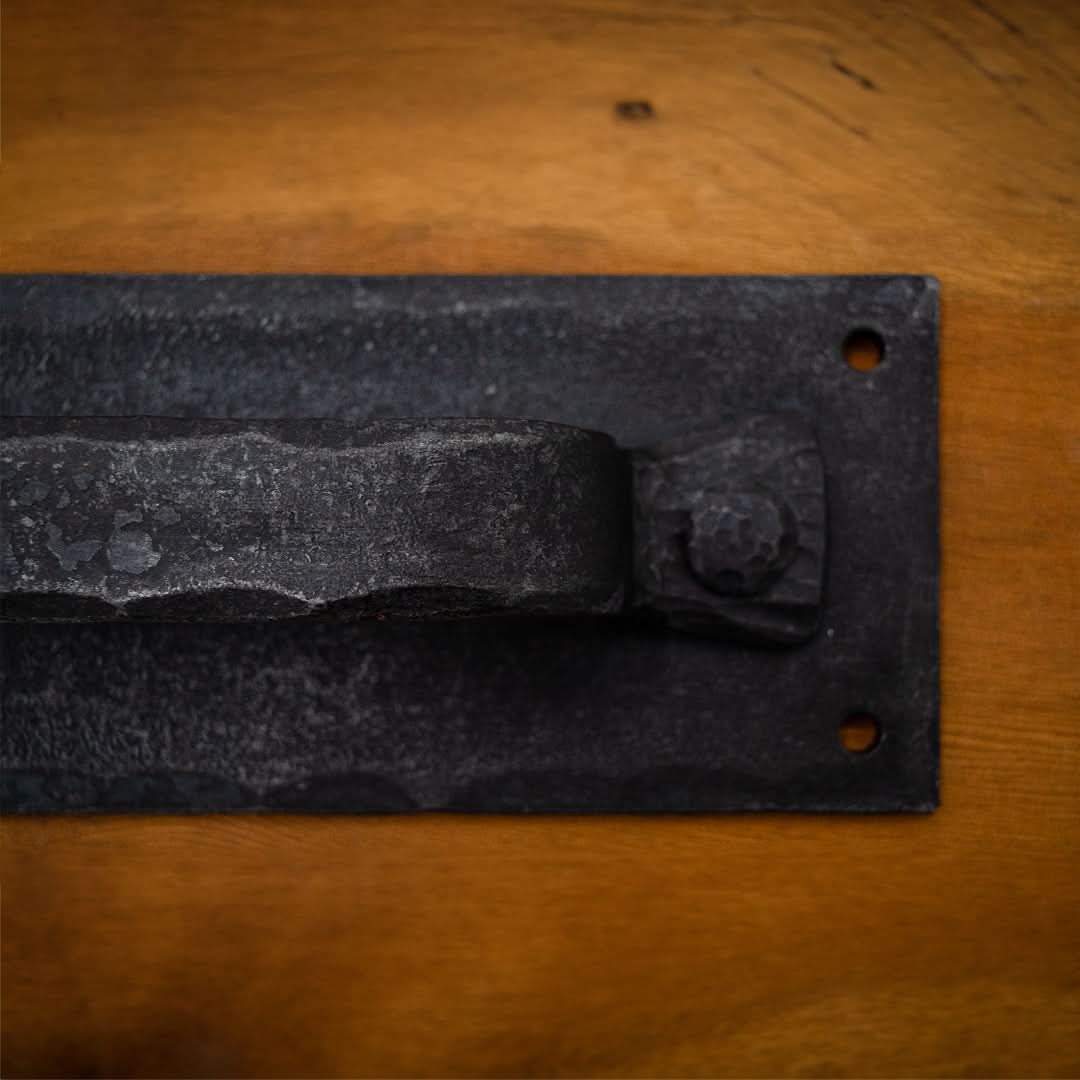 Hand-Forged Pull Handle Pull Handle with Back Plate by RealCraft